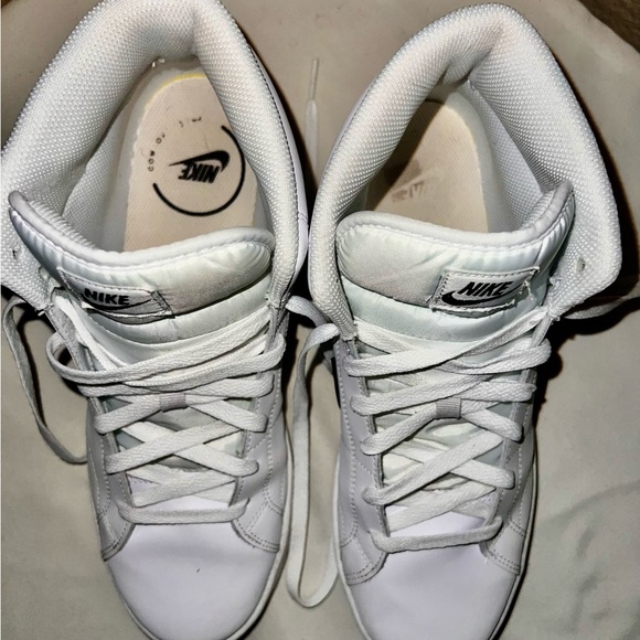 Used Men’s Nike Court Royale 2 Mid - Picture 8 of 10